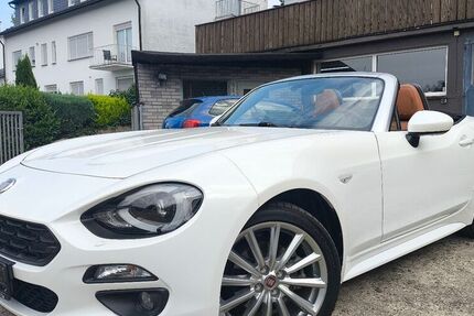 Fiat 124 Spider