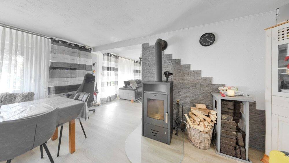 Reihenendhaus Leichlingen - 4 Zimmer, 114 m&sup2;, 350.000&euro; | Angebot:26875700