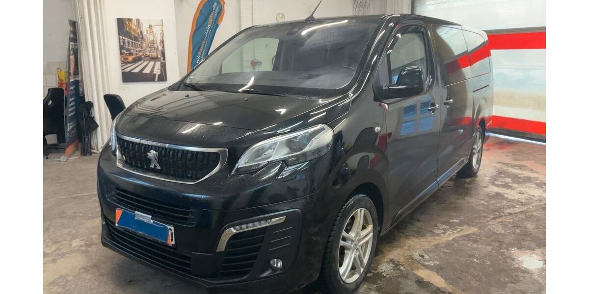 Peugeot Traveller 149.999 km 27.999 &euro; Düsseldorf 40233