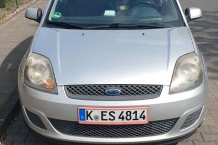 Ford Fiesta 130.000 km 1.800 &euro; Leverkusen 51381