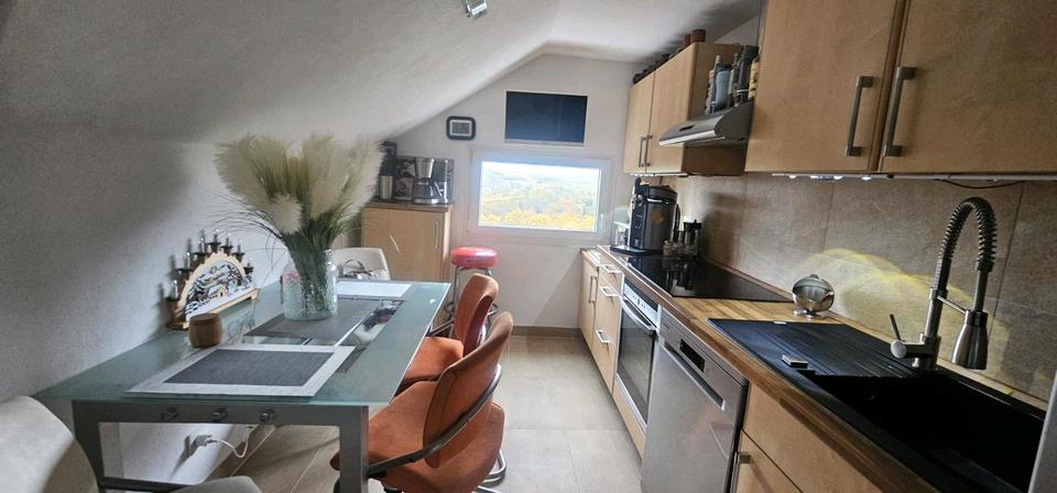 Dachgeschoßwohnung Remscheid Lüttringhausen - 3 Zimmer, 86 m&sup2;, 189.000&euro; | Angebot:26915499