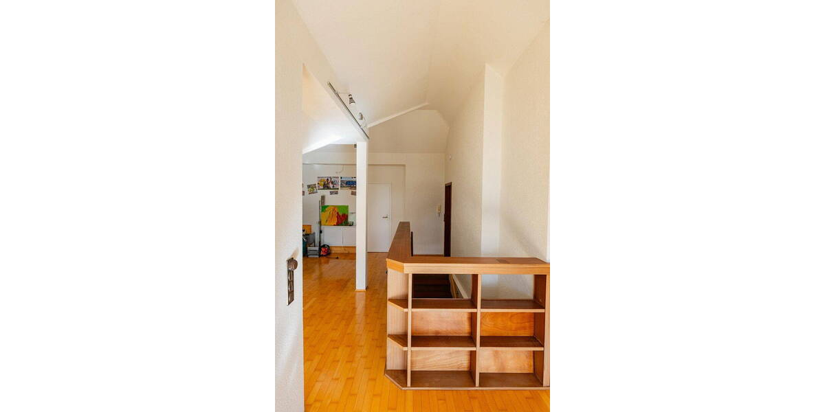 Viel Platz auf 3 Ebenen: großzügige DHH Haus Doppelgarage, PV, naturnahe Lage in Remscheid-Hasten 7 zimmer