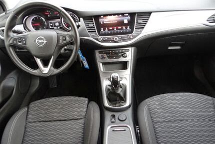 Opel Astra 49.350 km 9.390 € Köln 50737