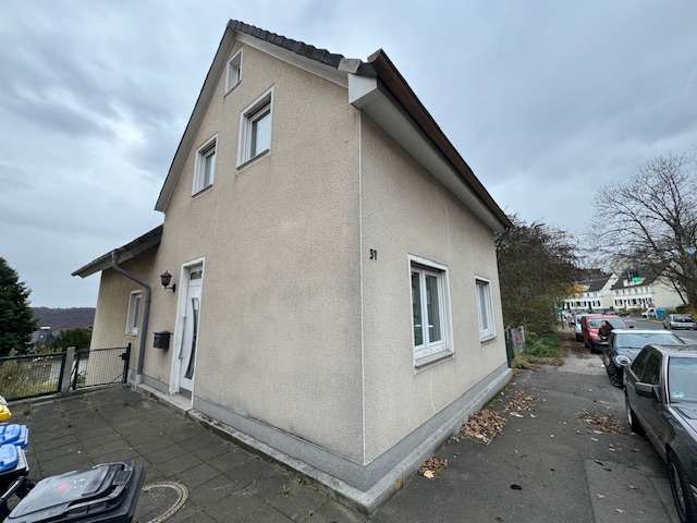 Haus zum Kaufen in Solingen 379.000 € 124 m² 5 zimmer