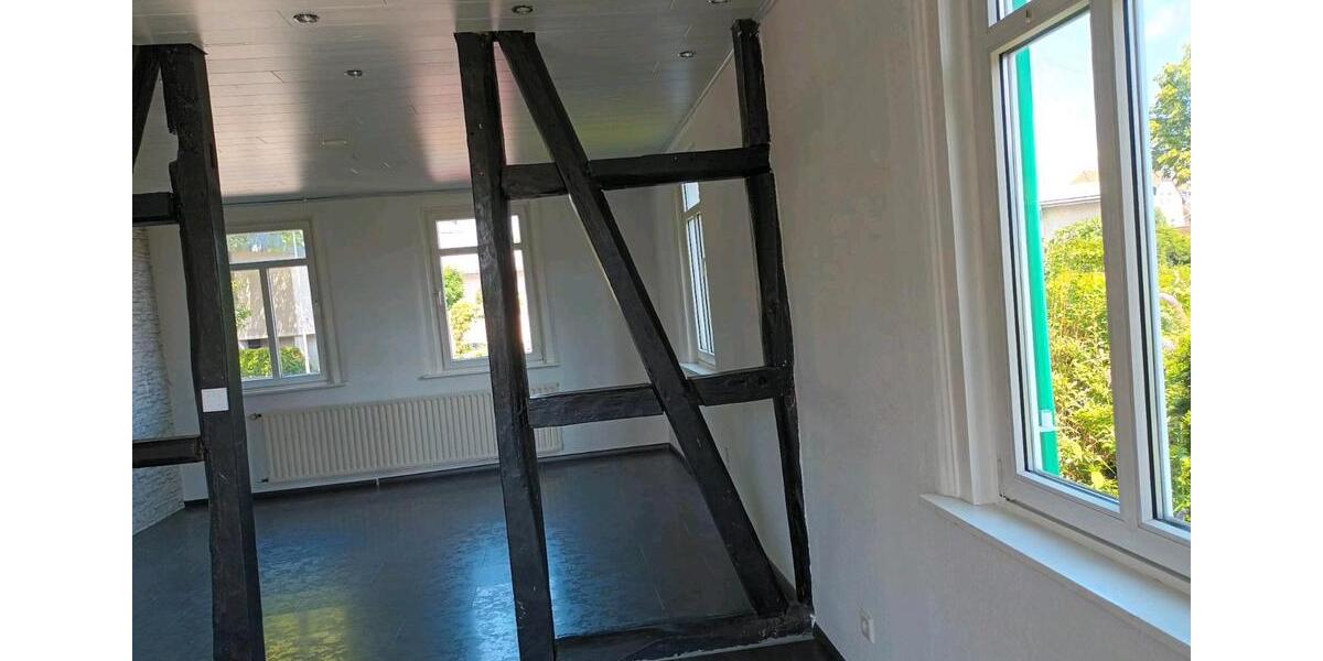 Einfamilienhaus Remscheid Reinshagen - 5 Zimmer, 133 m&sup2;, 280.000&euro; | Angebot:24781858