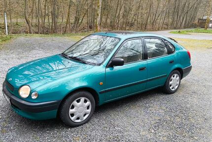 Toyota Corolla 85.200 km 5.300 &euro; Remscheid 42857