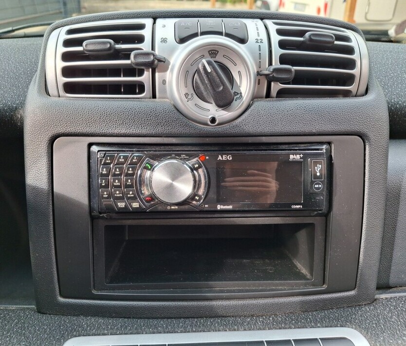 Smart ForTwo 92.800 km 4.700 € Rösrath 51503