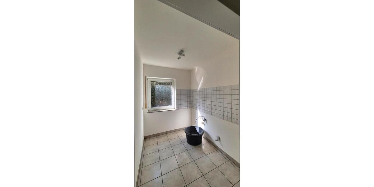 Etagenwohnung Burscheid - 2 Zimmer, 60 m&sup2;, 570&euro; | Angebot:25841769