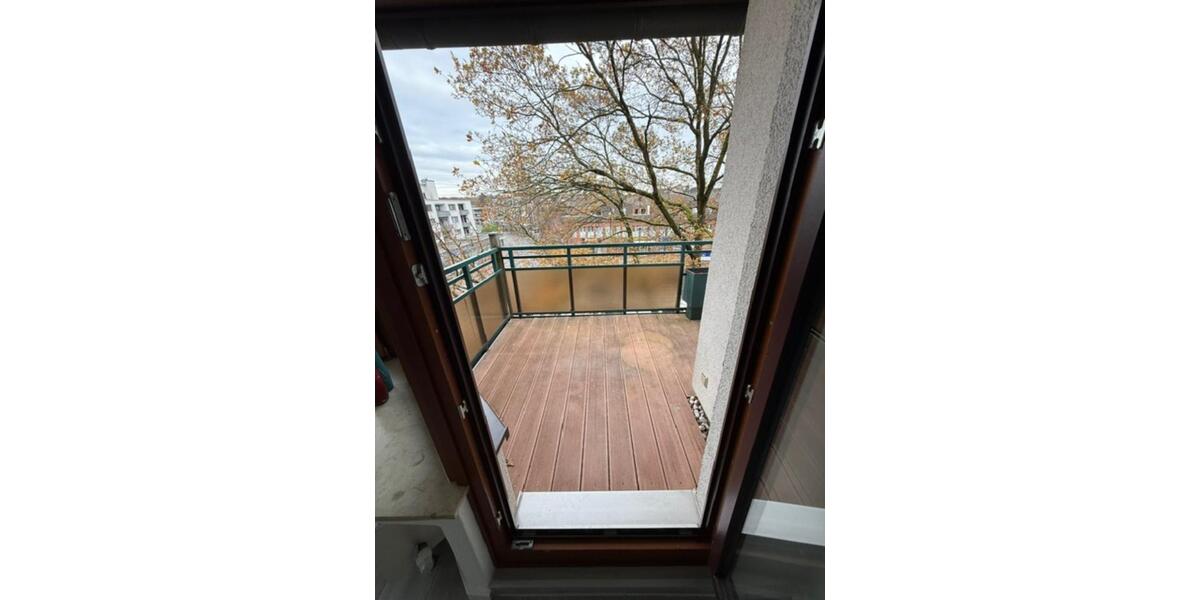 Helle 3-Zimmer Wohnung mit Balkon in Refrath von Privat 3 zimmer