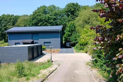 Energetisch saniertes KfW 40 Ein-Zweifamilienhaus 7 zimmer