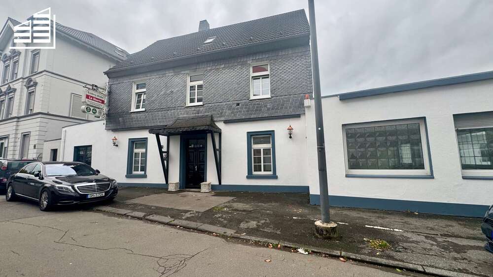 Haus zum Kaufen in Wuppertal 799.000 € 531 m² 10 zimmer