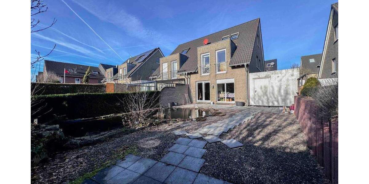 Stilvolles Familiendomizil in begehrter Feldrandlage mit Garage in Wuppertal 5 zimmer