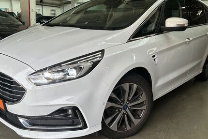 Ford S-Max 129.300 km 17.580 € Düsseldorf 40549