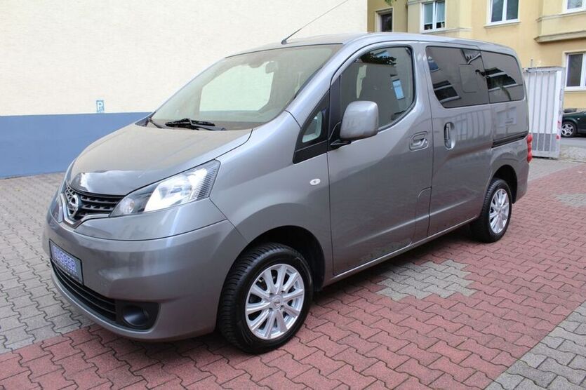 NV200