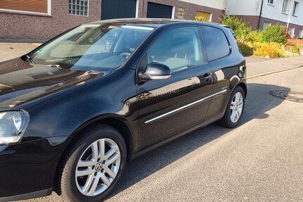 VW Golf 204.000 km 2.100 &euro; Hagen 58091