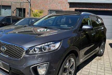 Kia Sorento 144.000 km 16.500 &euro; Solingen 42651