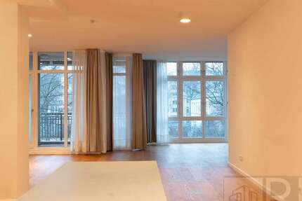 Wohnung Düsseldorf Stadtbezirk 3 - 2 Zimmer, 92 m&sup2;, 2.030&euro; | Angebot:25457392