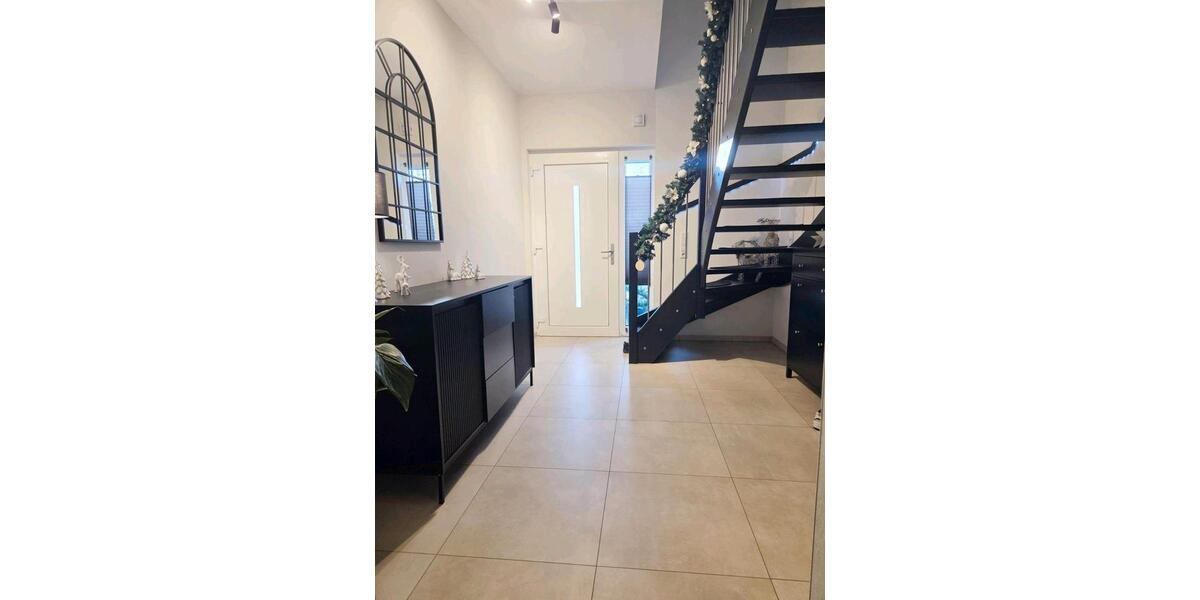 Einfamilienhaus Solingen Höhscheid - 5 Zimmer, 130 m&sup2;, 665.000&euro; | Angebot:25710041