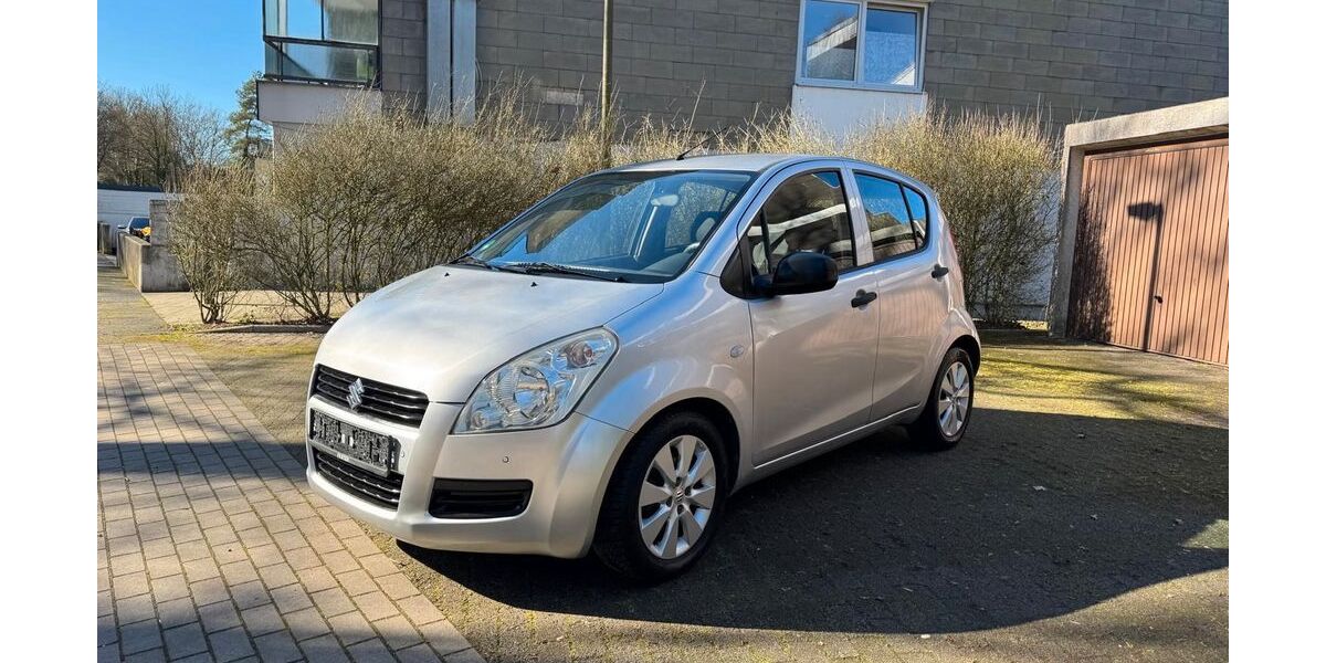 Suzuki Splash 85.000 km 3.299 &euro; Haan 42781