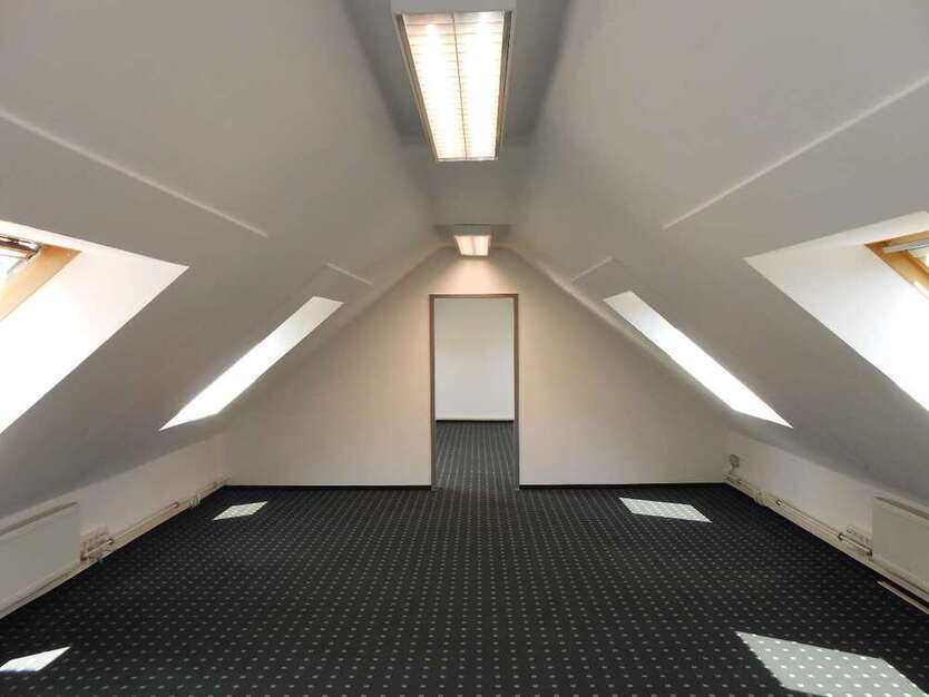 Büro in Köln 800 € 33 m²