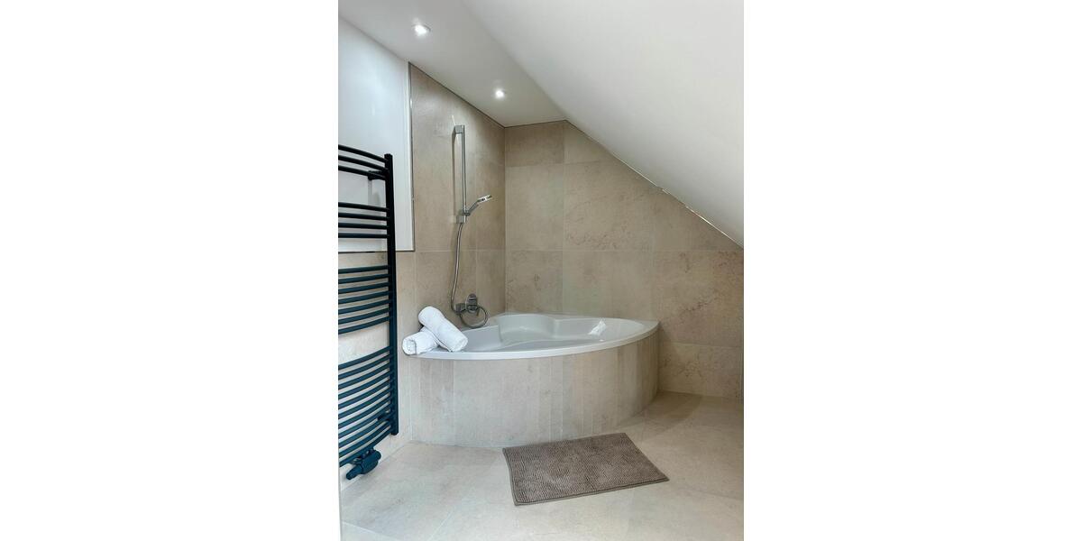 Dachgeschoßwohnung Wuppertal Elberfeld - 2 Zimmer, 70 m&sup2;, 199.000&euro; | Angebot:26228284