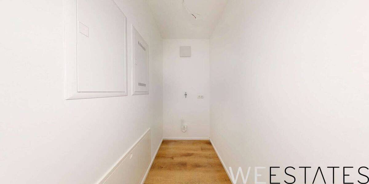 Etagenwohnung Düsseldorf Eller - 3 Zimmer, 108 m&sup2;, 1.650&euro; | Angebot:26474631