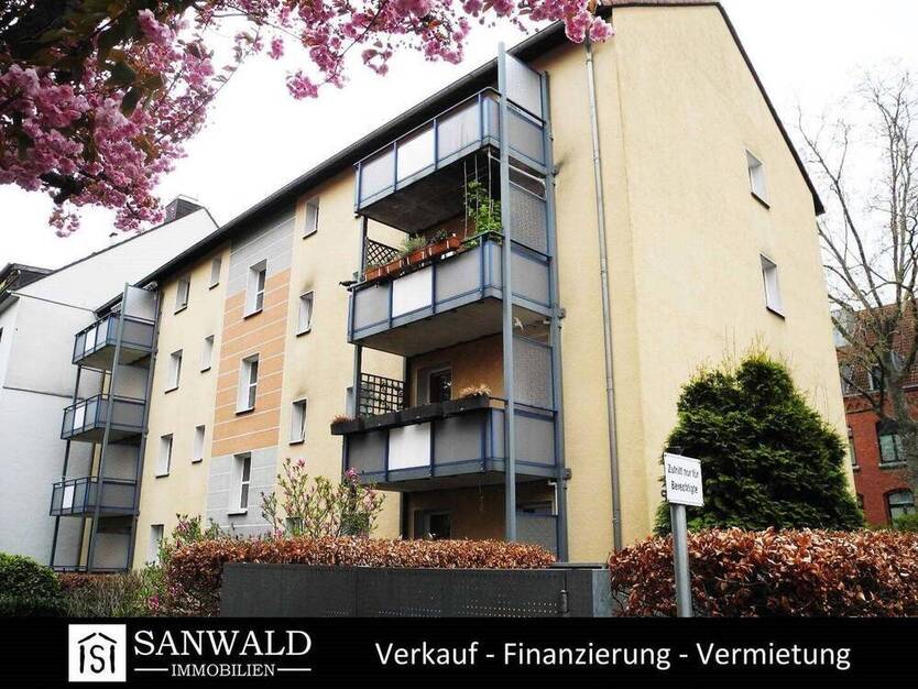 3,5-Zimmer Wohnung mit Balkon in Oberkassel
