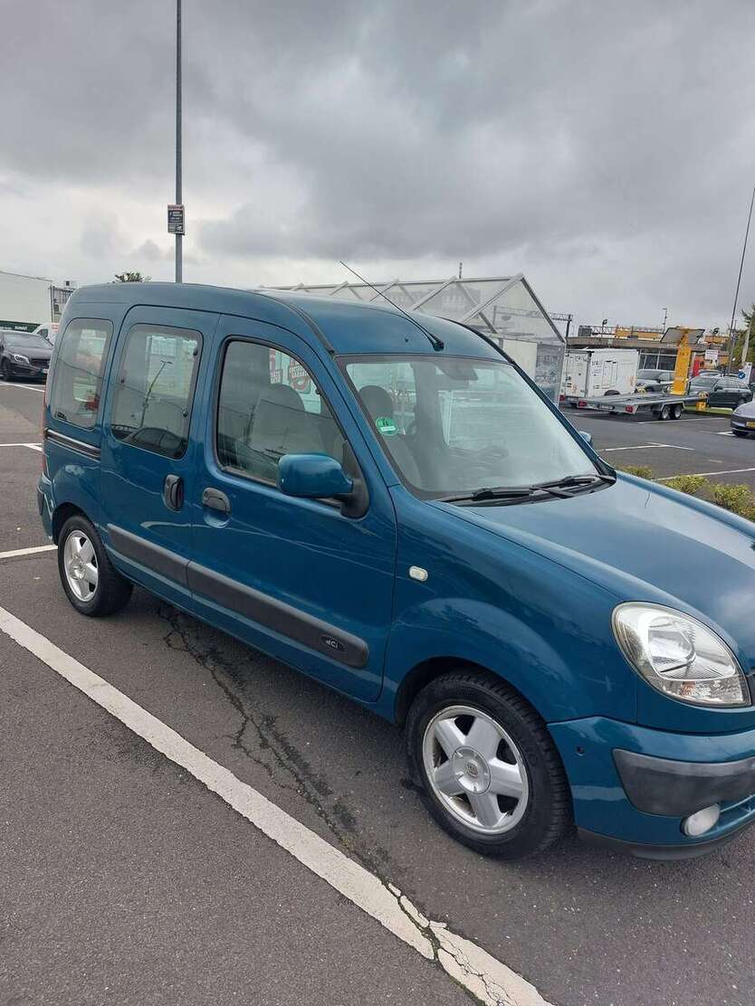 Renault Kangoo 281.000 km 2.900 € Köln 50997