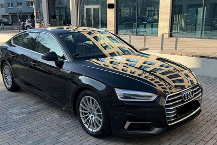 Audi A5 135.000 km 22.500 &euro; Düsseldorf 40476