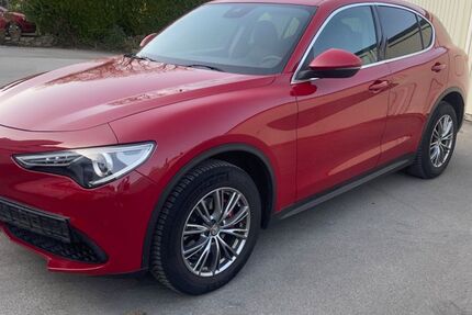 Alfa Romeo Stelvio 105.000 km 19.599 &euro; Remscheid 42855