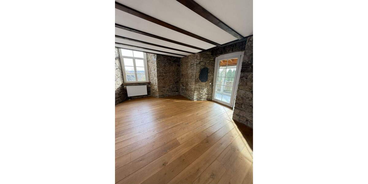 Reihenendhaus Lindlar Linde - 6 Zimmer, 225 m&sup2;, 1.900&euro; | Angebot:25660655