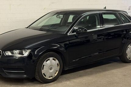 Audi A3 113.819 km 12.600 &euro; Düsseldorf 40468