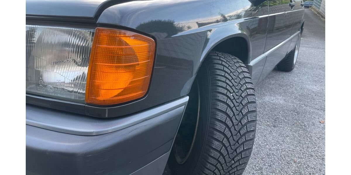 Mercedes-Benz 190 246.000 km 9.350 &euro; bergisch gladbach 51469
