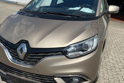 Renault Scenic 119.300 km 11.500 &euro; Halver 58553