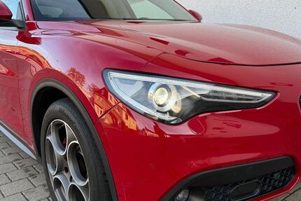 Alfa Romeo Stelvio 146.855 km 15.990 &euro; Bergisch Gladbach 51467