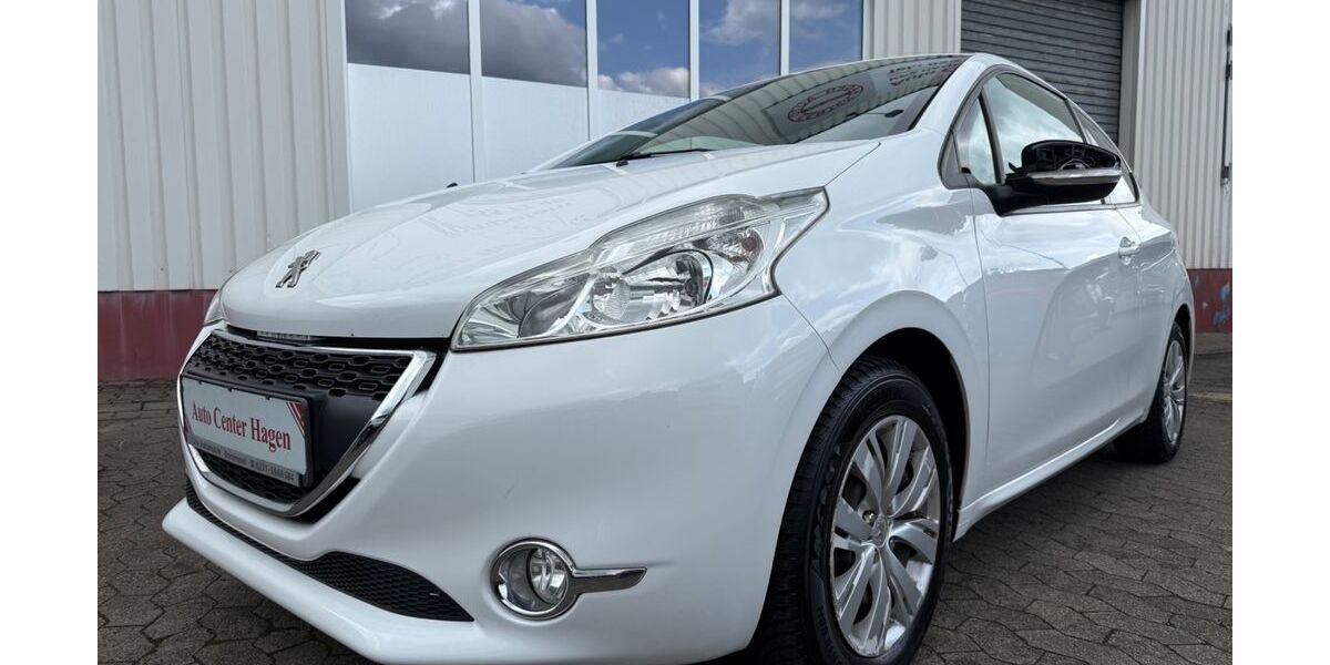 Peugeot 208 141.386 km 3.980 &euro; Hagen 58135