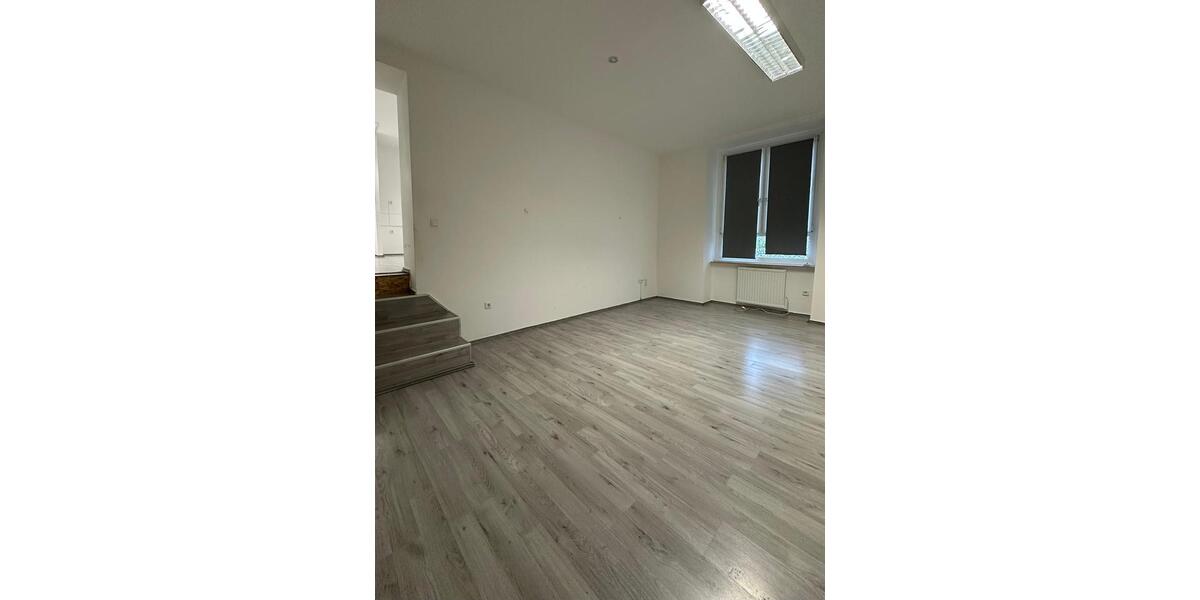 Etagenwohnung Wuppertal Gemarkung Langerfeld - 2 Zimmer, 71 m&sup2;, 510&euro; | Angebot:24691721