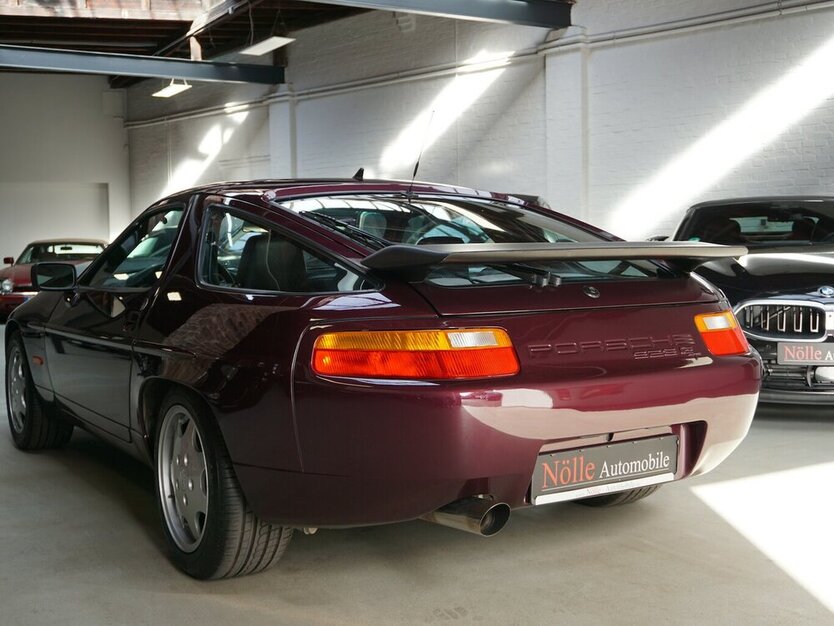 Porsche 928 GT ESSD Leder Klima Deutsches Fahrzeug 99.548 km 58.900 € Wuppertal 42327