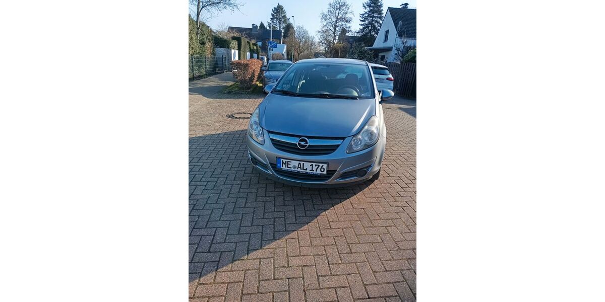 Opel Corsa 160.000 km 2.650 &euro; Hilden 40721