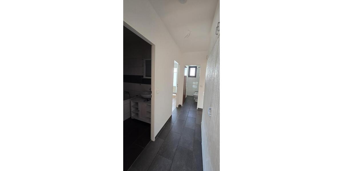 Etagenwohnung Wuppertal Gemarkung Langerfeld - 3 Zimmer, 92 m&sup2;, 840&euro; | Angebot:26195780