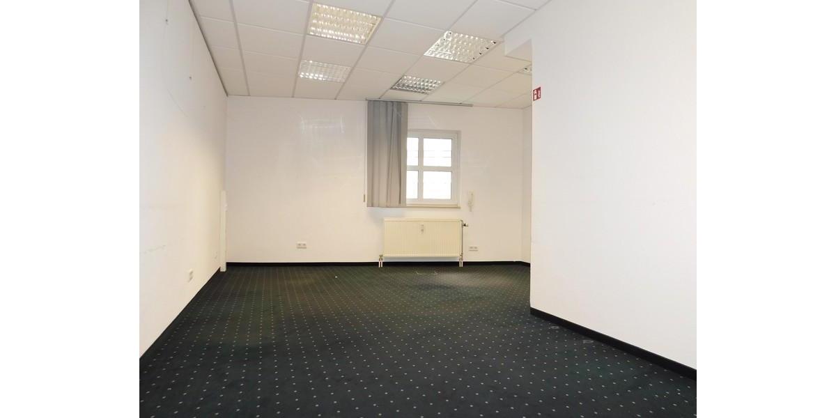Vielseitig nutzbare Bürofläche am Nové-Mesto-Platz zimmer