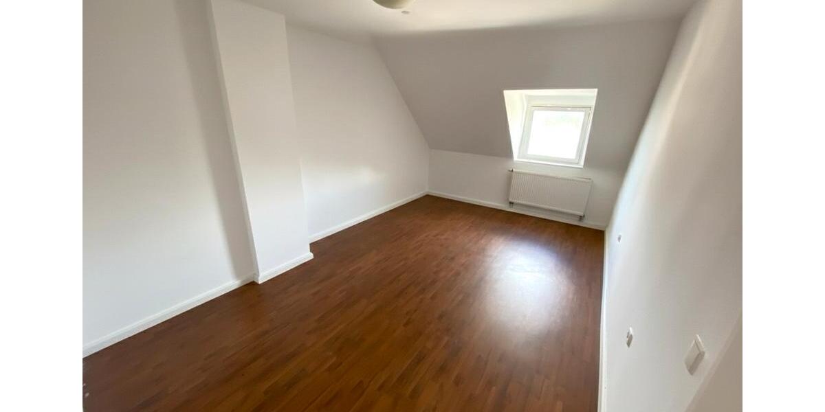 Dachgeschoßwohnung Hagen Hagen-Mitte - 3 Zimmer, 85 m&sup2;, 139.000&euro; | Angebot:24776629