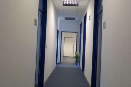 Büro in Ratingen 1.375 € 250 m² zimmer