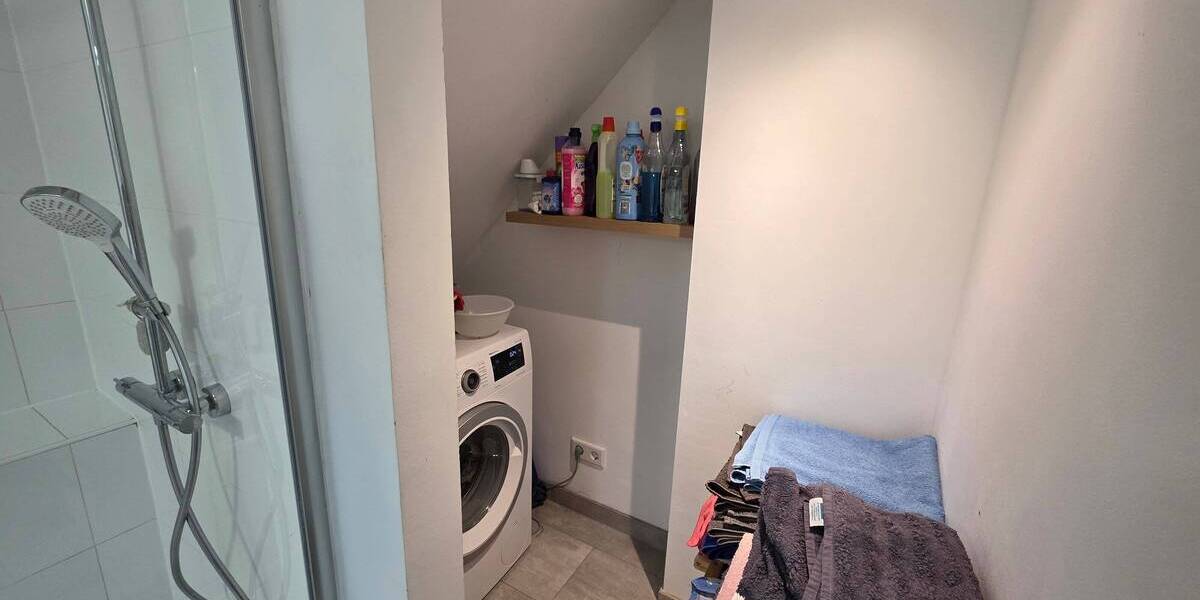 Doppelhaushälfte Velbert Kostenberg - 9 Zimmer, 259 m&sup2;, 650.000&euro; | Angebot:25680192