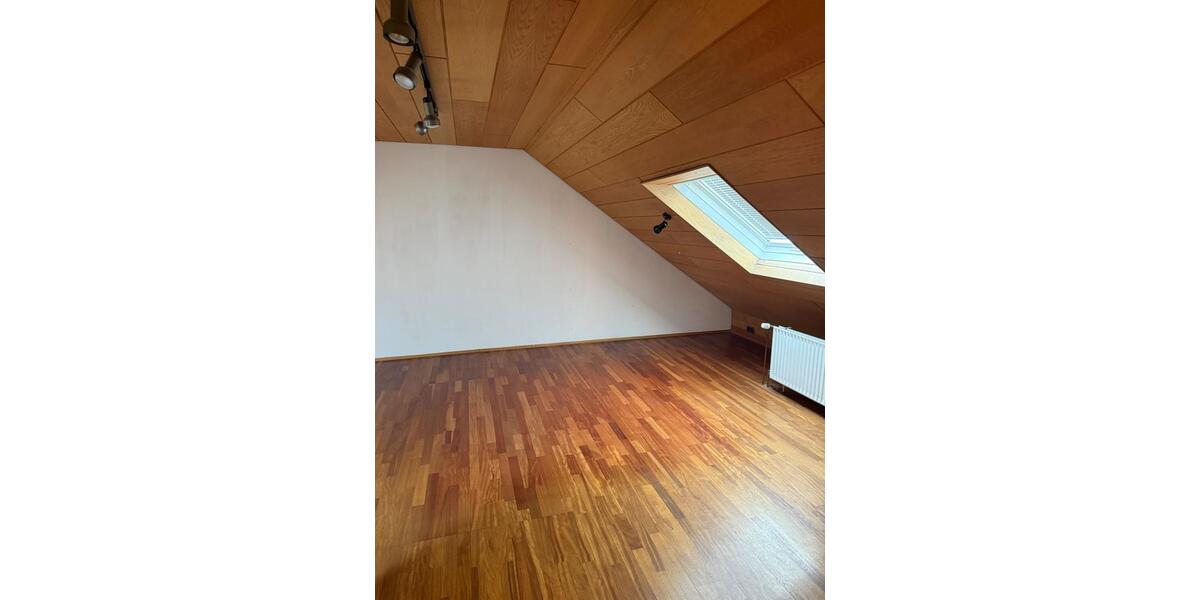Reihenhaus Ratingen Homberg - 5 Zimmer, 120 m&sup2;, 399.000&euro; | Angebot:27430331