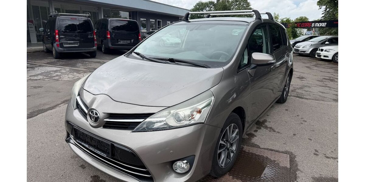 Toyota Verso 160.000 km 6.990 &euro; Halver 58553