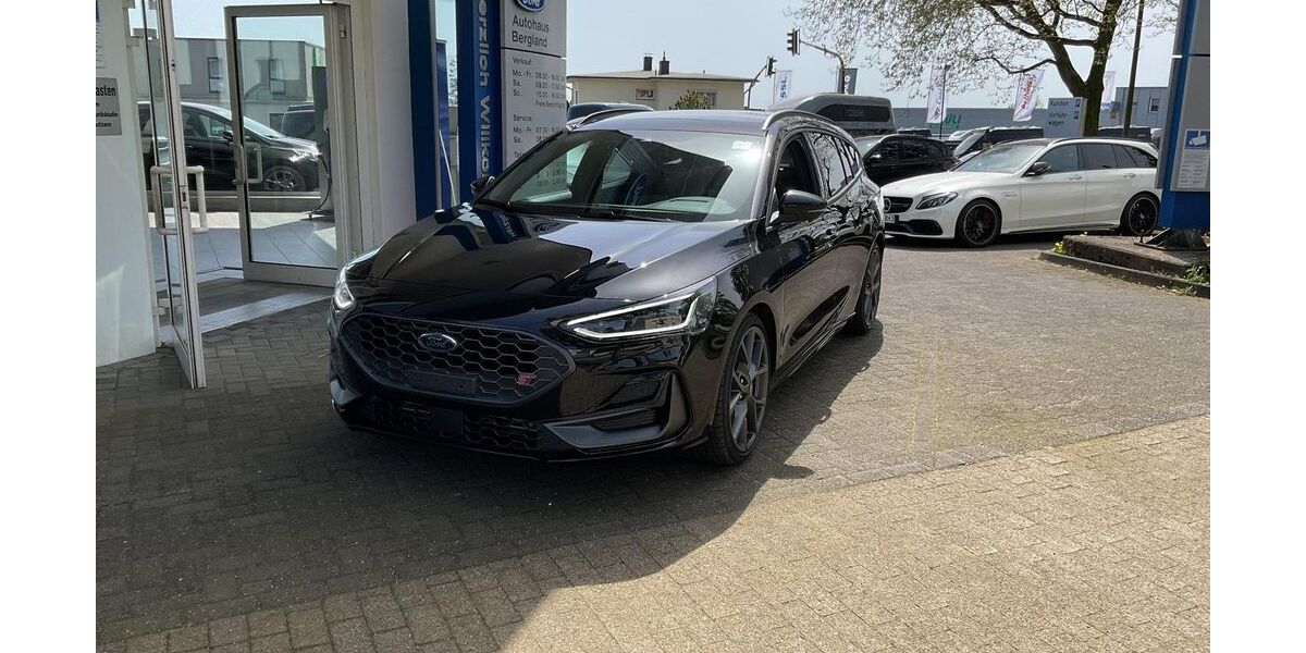 Ford Focus 16.000 km 37.680 &euro; Wipperfuerth 51688