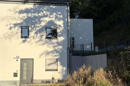 Haus Engelskirchen - 3 Zimmer, 123 m&sup2;, 425.000&euro; | Angebot:26756842