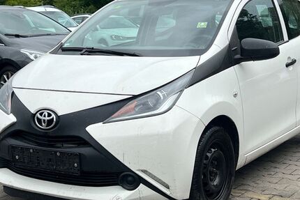 Toyota Aygo (X) 111.396 km 4.400 &euro; Hagen 58135