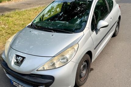 Peugeot 207 135.000 km 2.699 &euro; Engelskirchen 51766